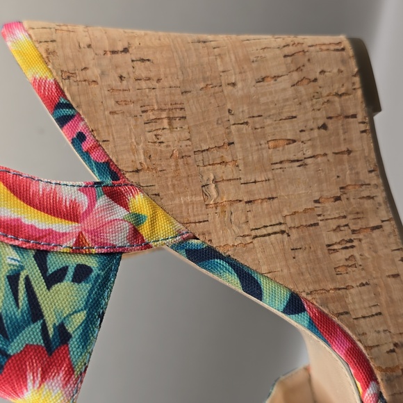 Jessica Simpson Wedge Sandal Sz 6 Cork Fabric Upper Sling Back Tropical Colorful - Picture 8 of 12